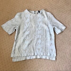 TOPSHOP Blue Shimmery Snakeskin Patterned Top Size 4
